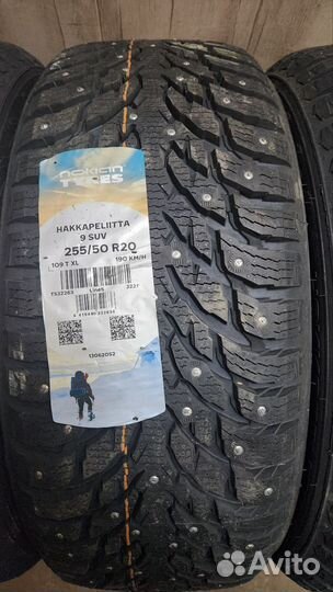 Nokian Tyres Hakkapeliitta 9 SUV 255/50 R20