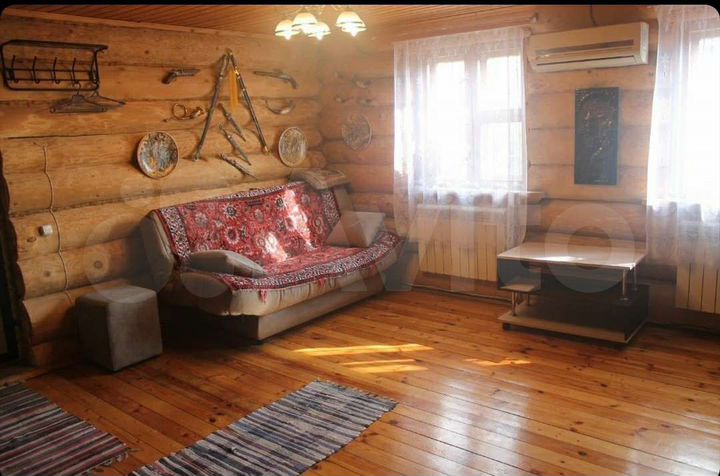 Дом 93 м² на участке 4 сот.