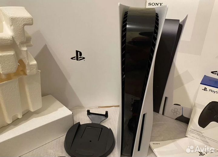 PS5 PlayStation 5 с дисководом + FF16 + 32 игры