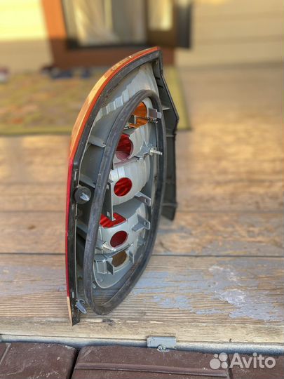 Фонарь задний правый на opel vectra c