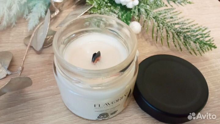 Ароматическая свеча Flavoria