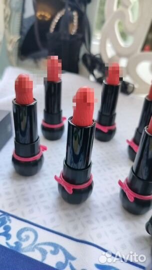 Помада необычной формы Корея