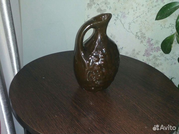 Глиняный кувшин