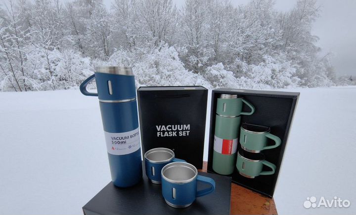 Термос с кружками