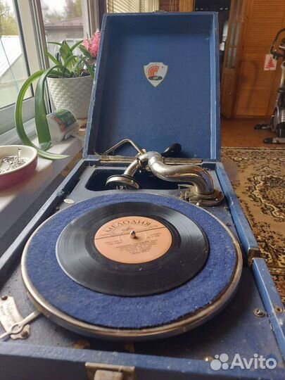 Патефон Ордена Ленина завод 