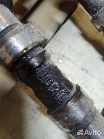 Распредвалы toyota-Карина т150