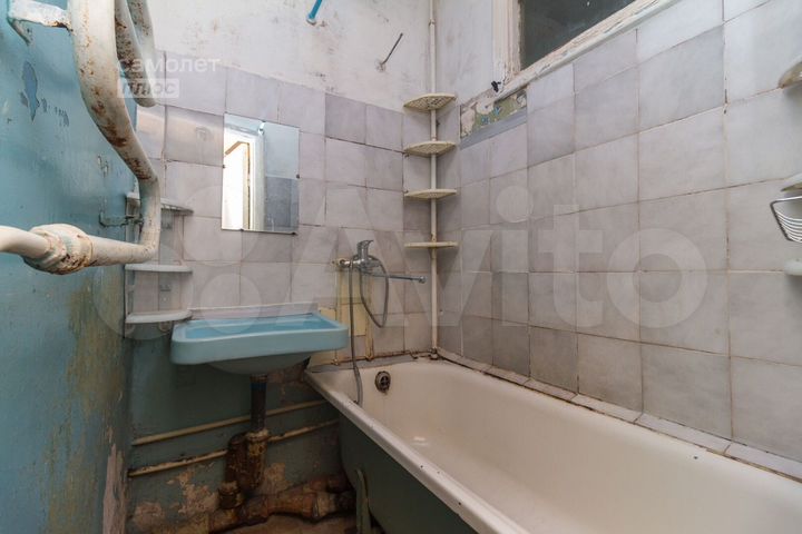 Комната 13 м² в 3-к., 2/5 эт.