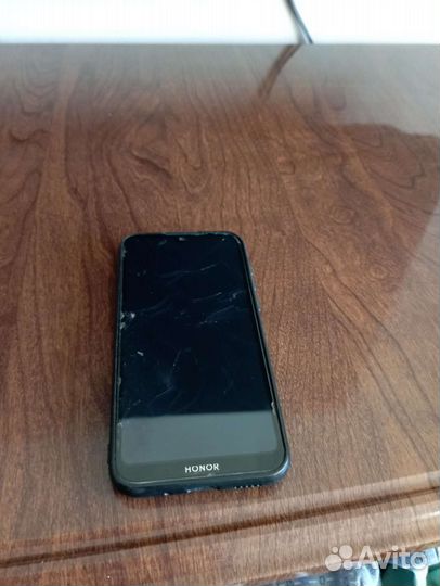 Телефон хонор 8s