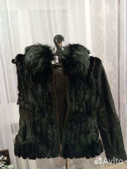 Куртка - безрукавка кожаная женская