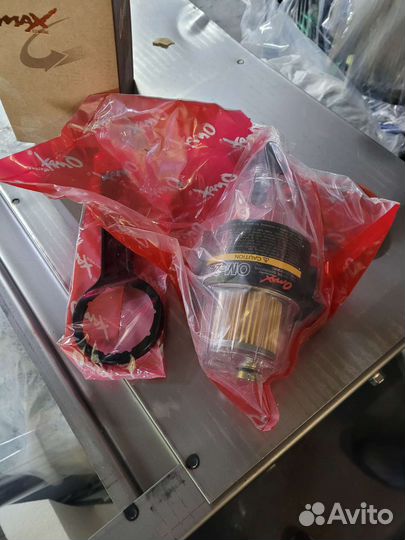 Лодочный мотор suzuki DF 140 BTL в наличии (новый)