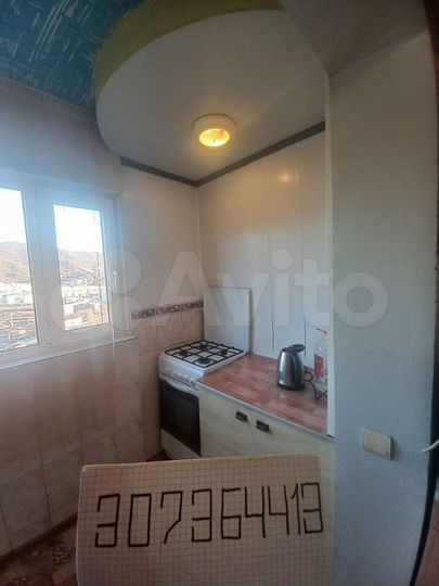 3-к. квартира, 100 м², 8/10 эт.