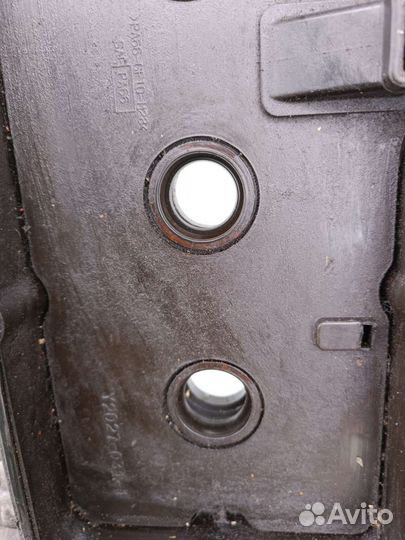 Крышка клапанная