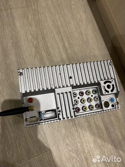 Камера заднего вида и магнитола eplutus