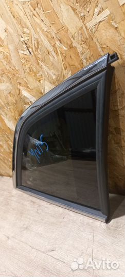 Форточка задняя правая Opel Antara 2013