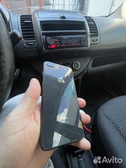 iPhone 8 Plus, 256 ГБ