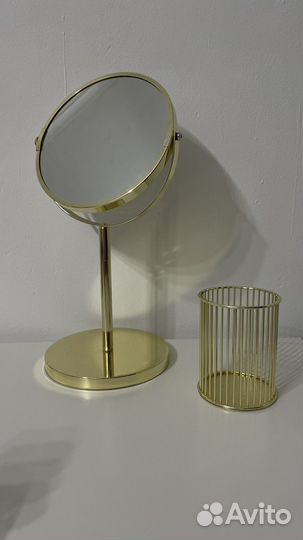 Зеркало настольное