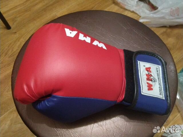 Перчатки для единоборств