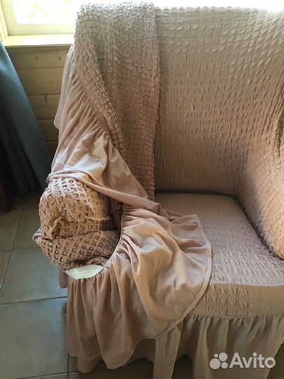 Чехол на диван и кресла с подлокотниками
