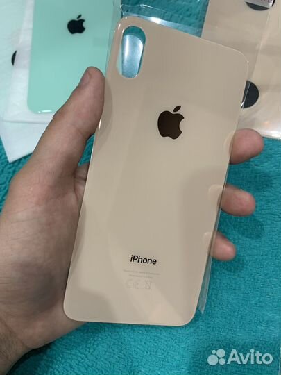 Задняя крышка iPhone 11