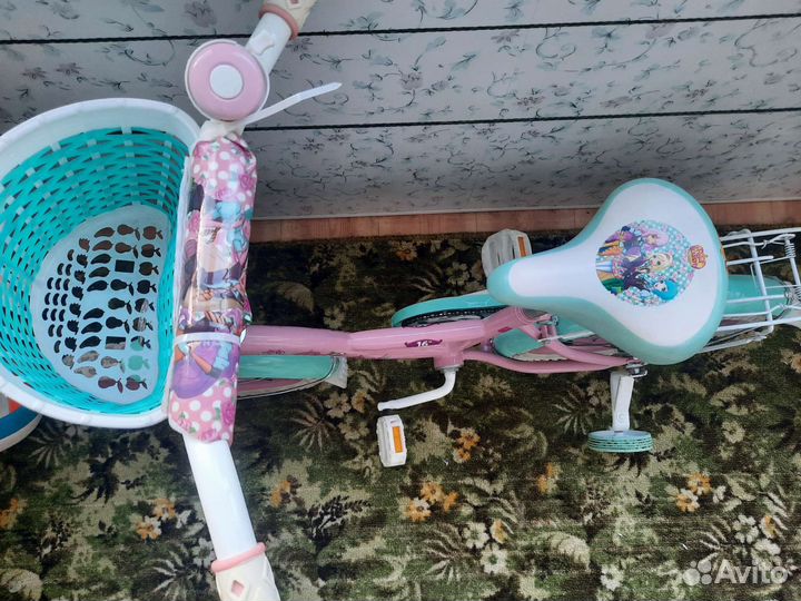 Велосипед для девочки 4-6 лет