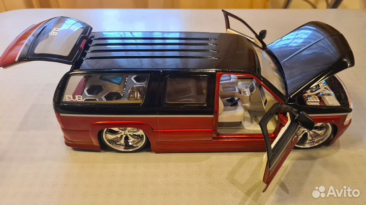 Коллекционная модель 1/18