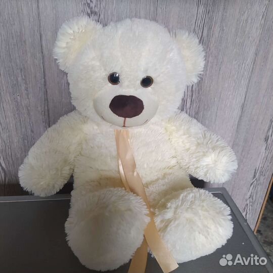Плюшевый медведь новый