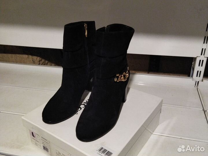 Ботильоны натуральная кожа 39 новые
