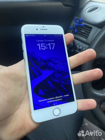 iPhone 8, 64 ГБ