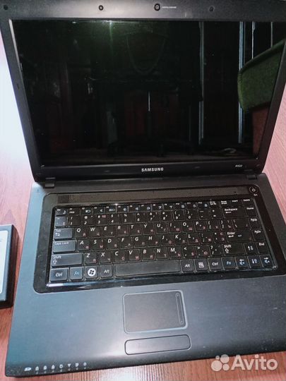 Samsung r525