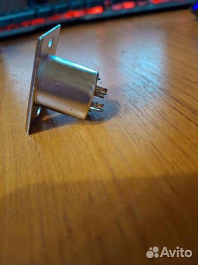 Разъем XLR 3P штекер металл на корпус