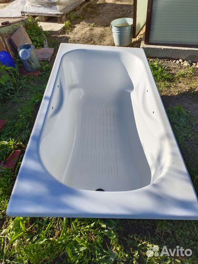 Чугунная ванна roca malibu Испания