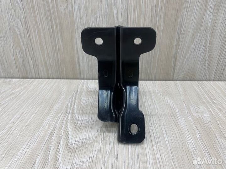 Замок спинки сиденья задний Kia Rio 4 FB 1.4