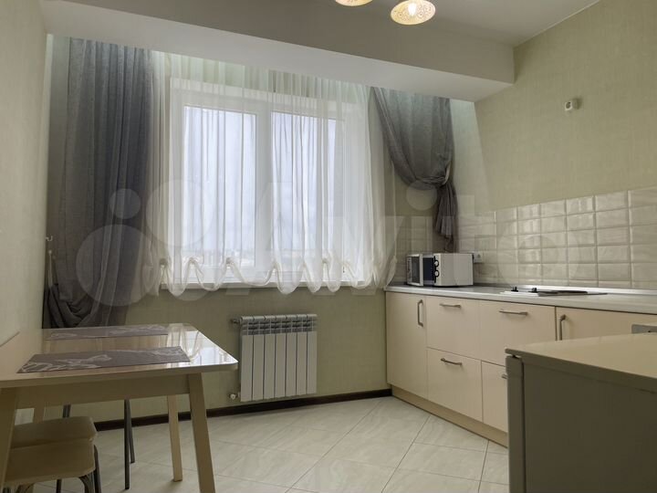 2-к. квартира, 48 м², 15/18 эт.