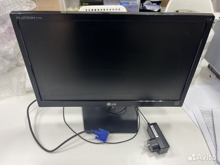 Монитор LG Flatron E1942C