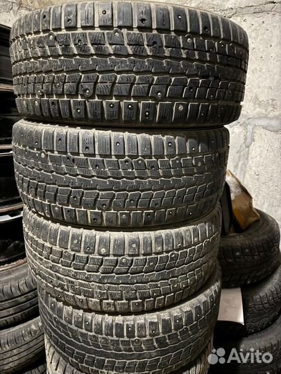 Dunlop SP Winter Ice 03 215/50 R17