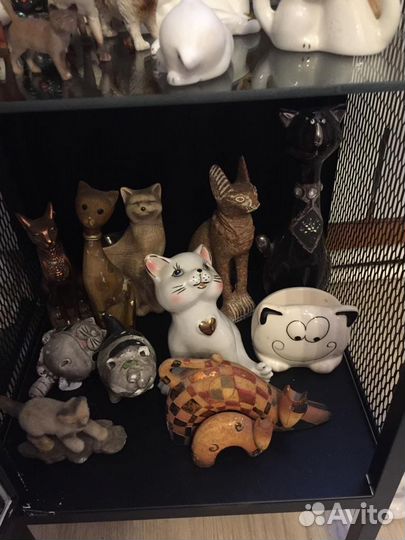Статуэтки кошек