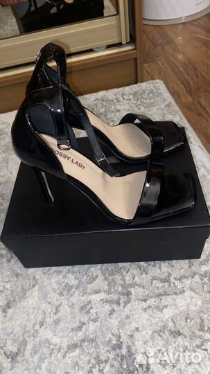 Босоножки женские 37 размер