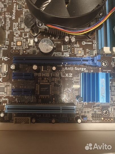 Материнская плата с процессором и памятью lga1155