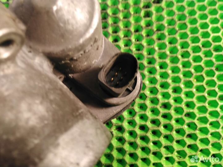 Дроссельная заслонка Volkswagen Bora