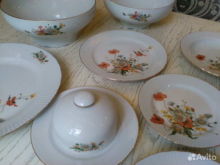 Остатки обеденного сервиза Jlmenau Graf von Henneb