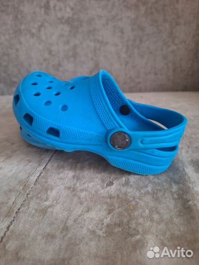 Crocs оригинальные 8/9