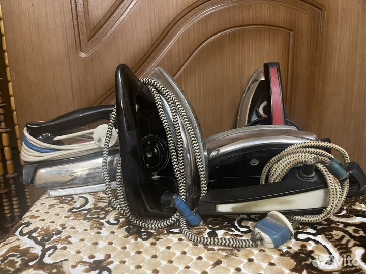 Утюг бытовой