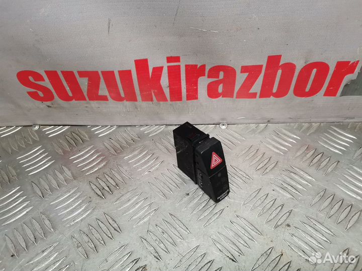 Кнопка аварийки Suzuki SX4 Scross 2014г