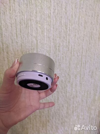 Беспроводная мини-колонка новая