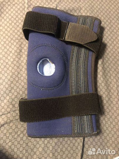 Бандаж на коленный сустав Trives