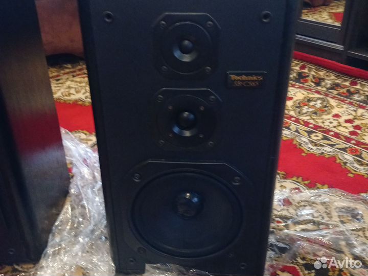 Акустические колонки и муз центр