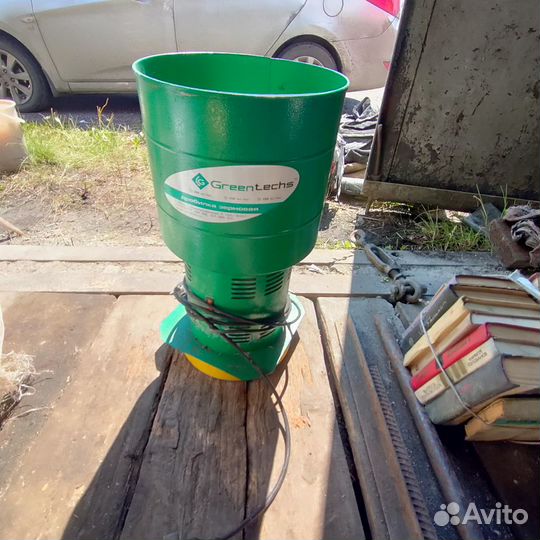 Зернодробилка