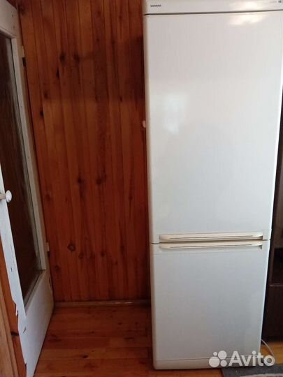 Холодильник бу Siemens