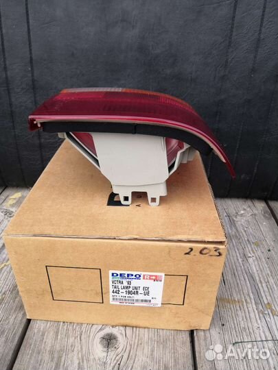 Оригинальный задний плафон opel