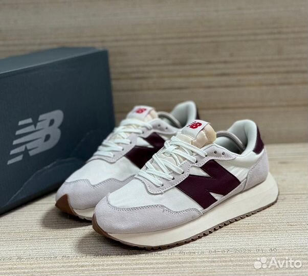 New Balance 237